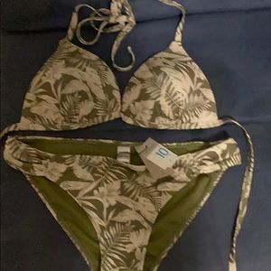 NWT triangle top bikini